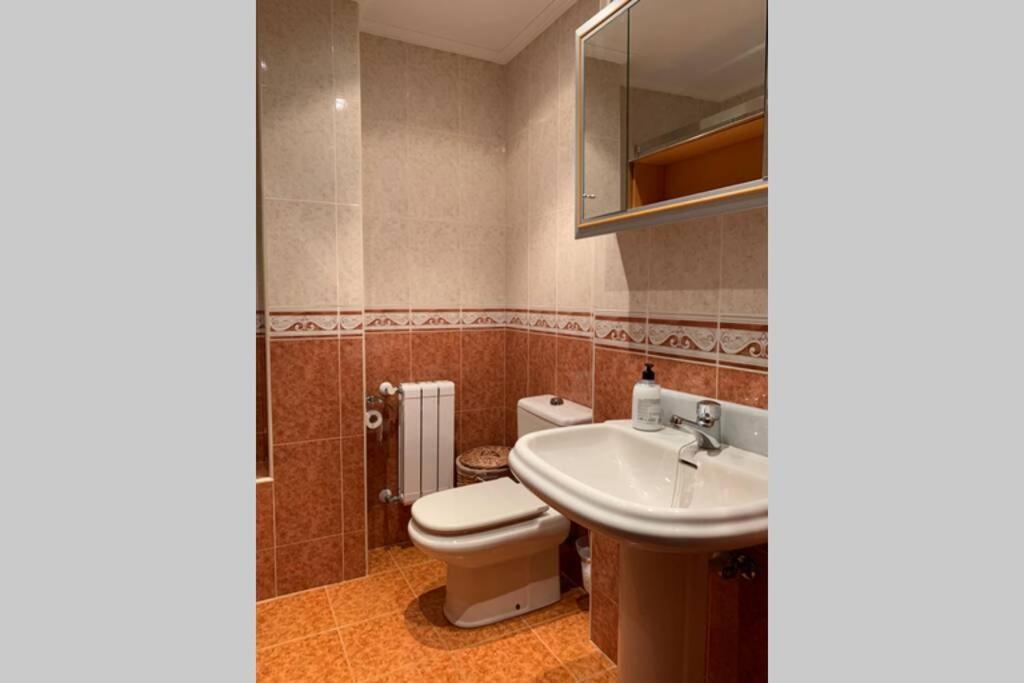 Apartamento Magnifico Piso Céntrico entre el mar y la montaña. Colindres Exterior foto